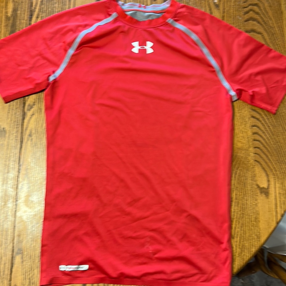 MEN’S UNDER ARMOUR HEATGEAR COMPRESSION SHORT SLEEVE SIZE LG